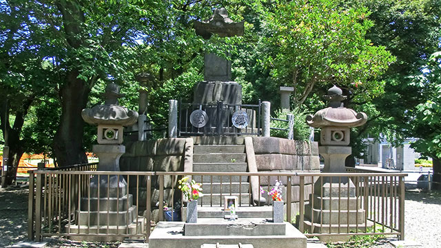 彰義隊の墓（上野公園）